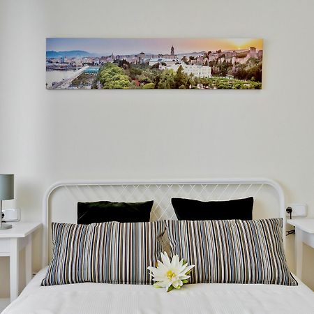 Del Parque Flats - Parras Apartment Малага Екстериор снимка